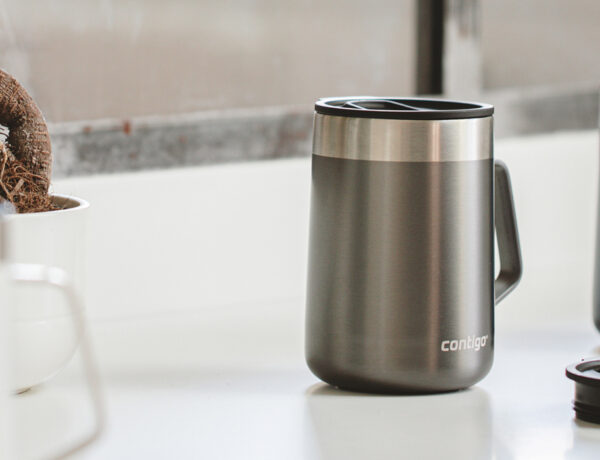 travel mugs
