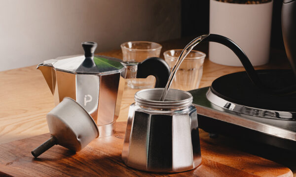how to use a moka pot